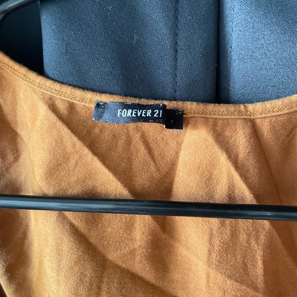 🎄Buy2Get1Free🎄Camel colored tank - Picture 4 of 4